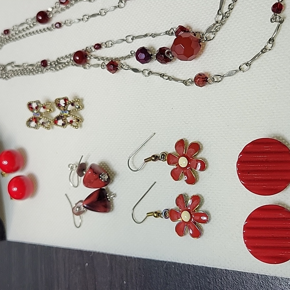 Red and Gold & Silver Jewelry Set - Picture 6 of 8